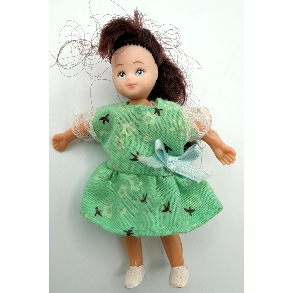 Vintage 1993 town square doll sister figure 3" toy Brown Hair Blue Eyes